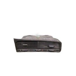 BMW E31 850 840 Orta Kalorifer Izgarası