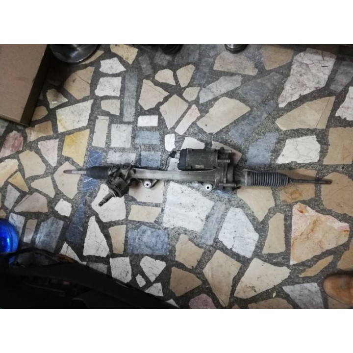 BMW F20 Direksiyon Kutusu - bmwcikma.net