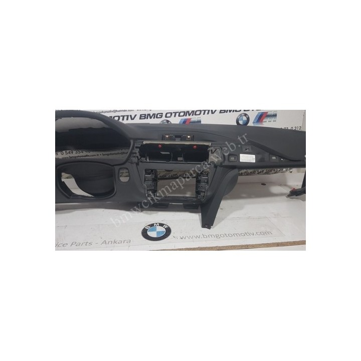BMW F82 Çıkma Göğüs - bmwcikma.net
