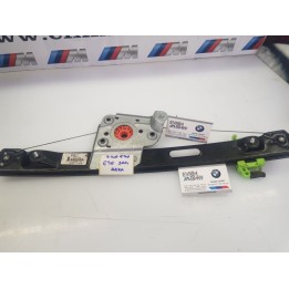 E90 Sağ Arka Cam Krikosu - bmwcikma.net