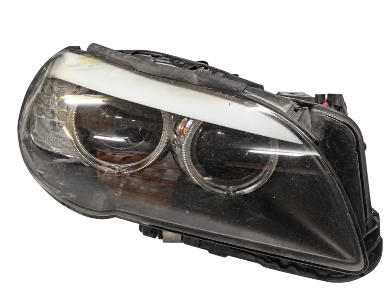 BMW F10 5 Serisi Farı